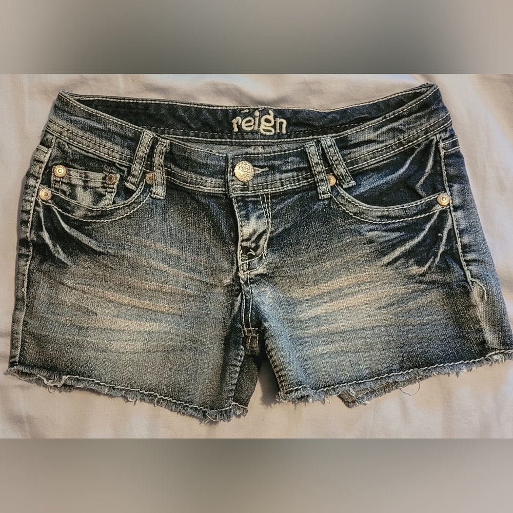 Reign Distressed Curvy Denim Shorts